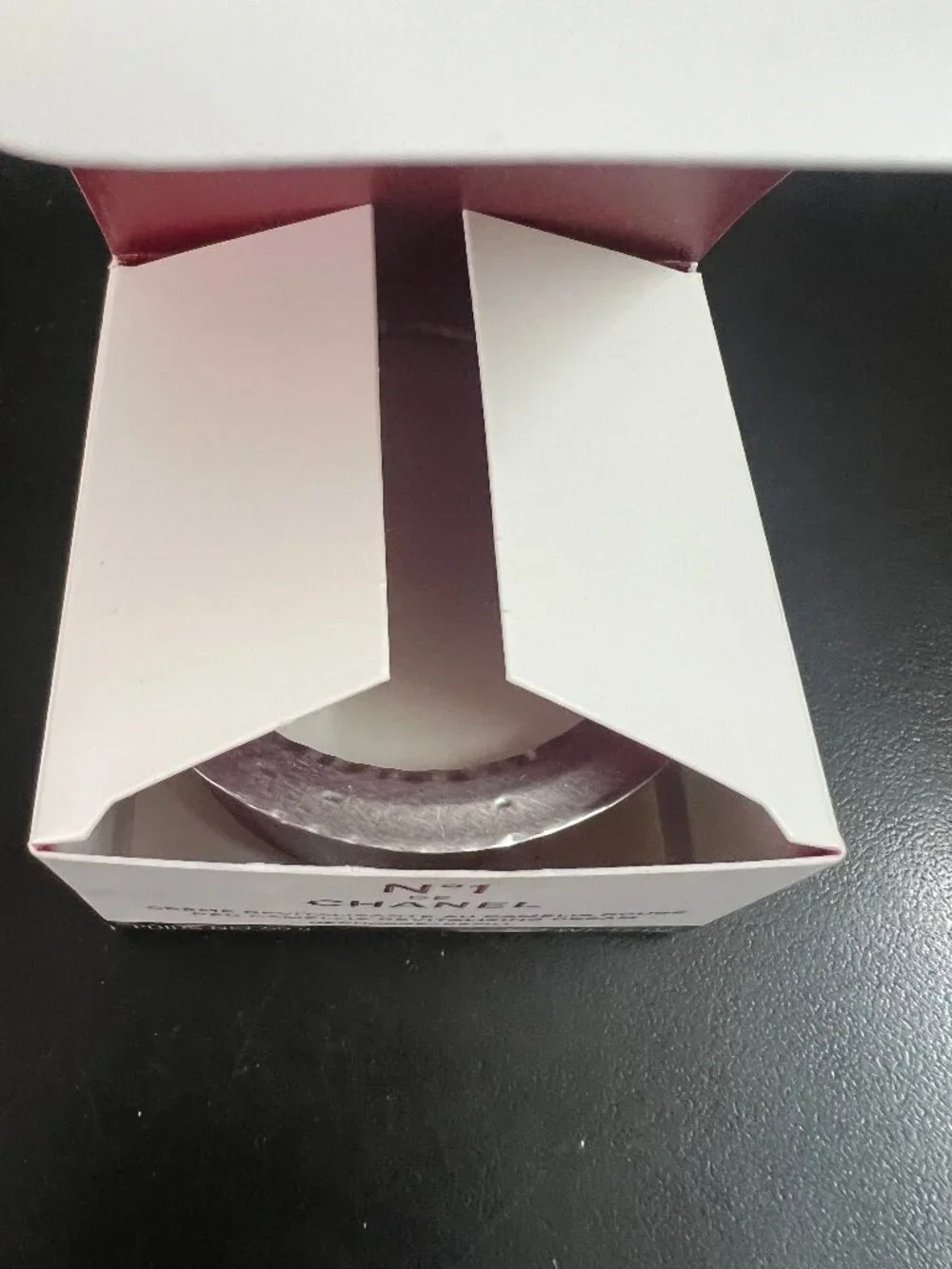 Chanel N°1 de Chanel Red Camellia Revitalizing Cream Refill - 50 g / 1.7 oz.
